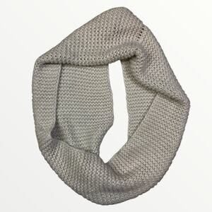 H&M Infinity Scarf Women's Onesize Metallic White
